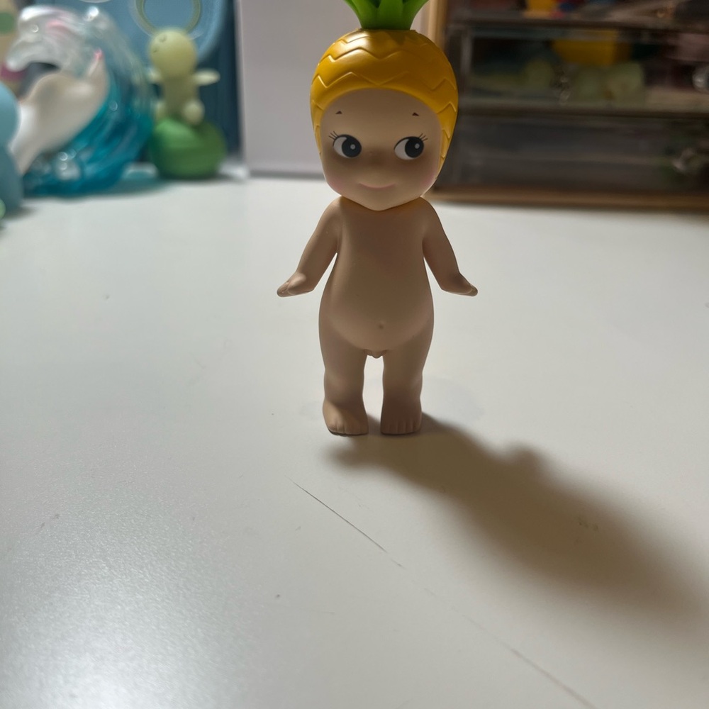 pineapple from fruit series (sonny angel)